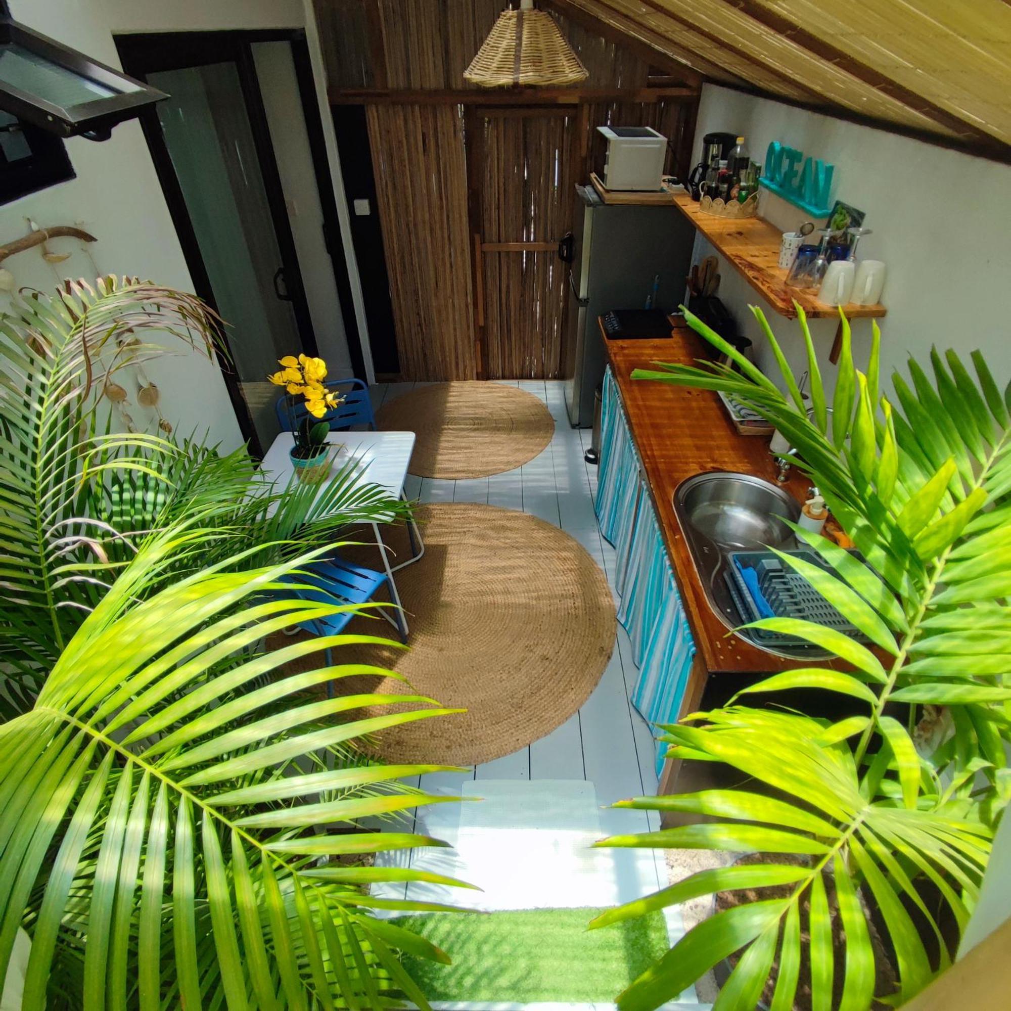 Sweet Island Studio Ocean Riviere Noire Exterior photo